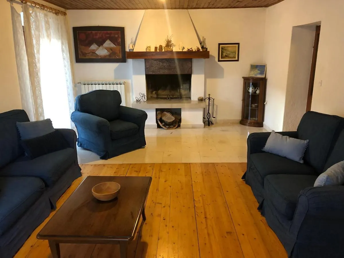 Roc Holiday Home